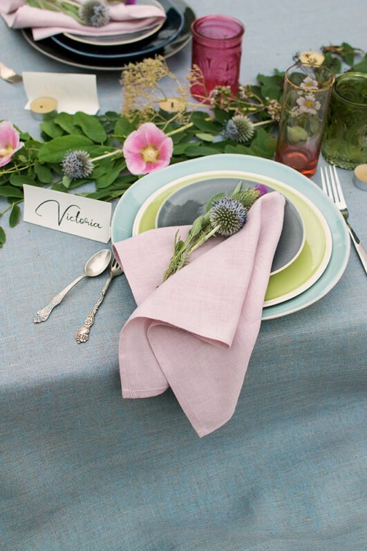 Blush pink linen napkins to decor Your festive table, looks so great with pastel colors plates, and flower decor on the table. And can be added natural linen placemats