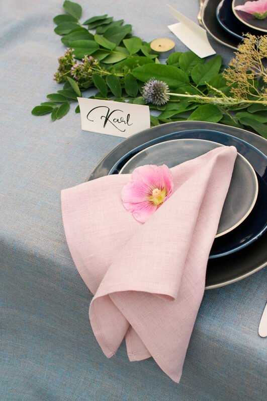 Blush pink linen napkins to decor Your festive table, looks so great with pastel colors plates, and flower decor on the table. And can be added natural linen placemats