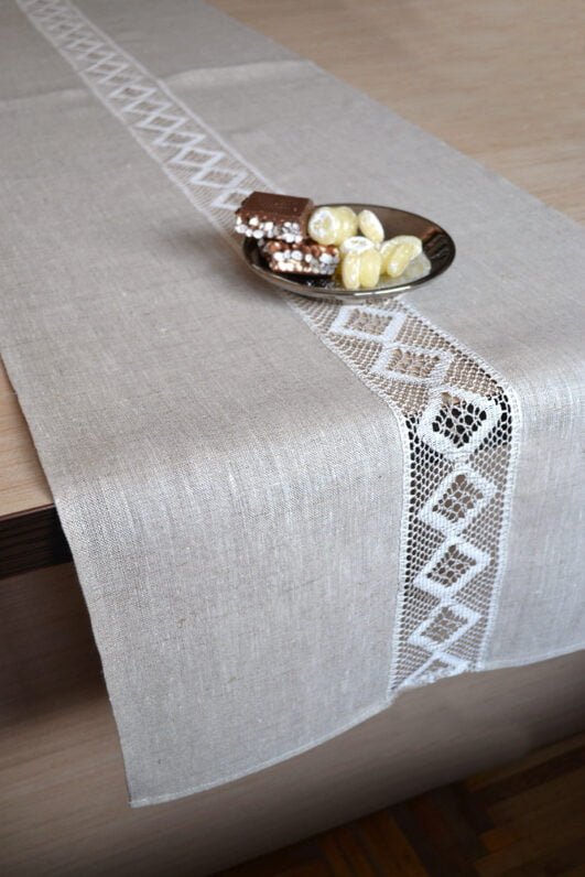 Alternative view of Beige natural linen table runner with lace
