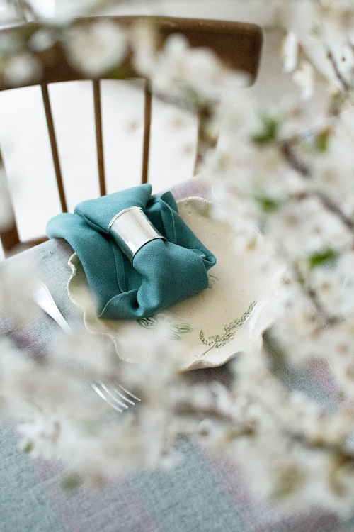 Teal linen napkins made from stonewashed linen with simple hem. Napkins soft and beautiful for using. Easy helps to create celebrating atmosphere.