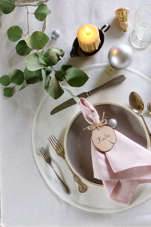 Round linen placemats made from two layer of linen and can be used from the both sides. These place mats great to protect Your table from heat.